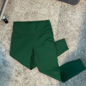 Fabletics high-waisted powerhold 7/8 leggings size M/6-8